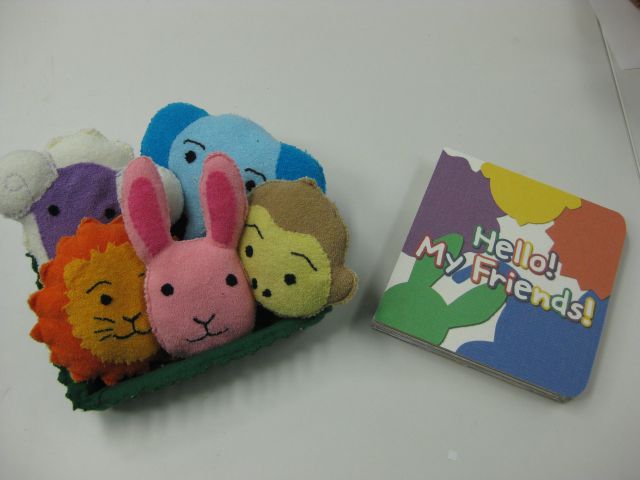Hello! My Friends! : ICカードを利用した電子幼児絵本のデザイン