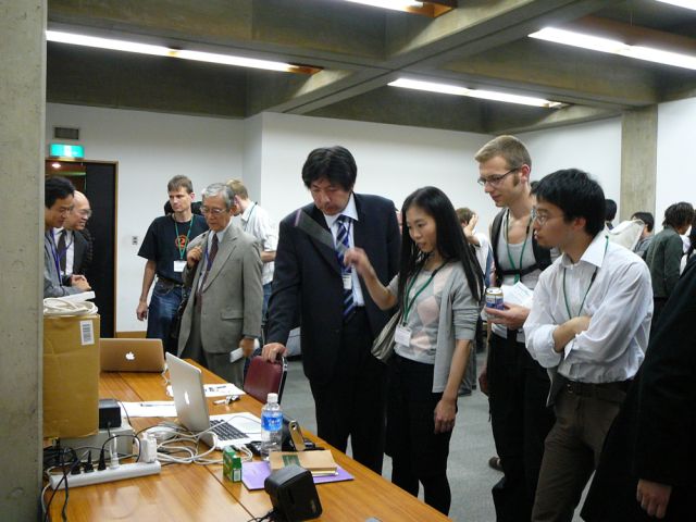指揮者のヒューリスティクスを盛り込んだ指揮システム“VirtualPhilharmony”