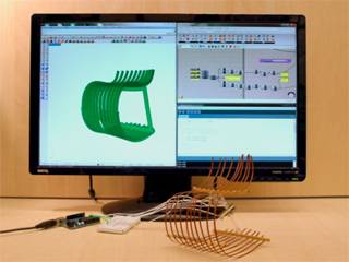 FabChair:パラメトリックモデルと連動した物理的な家具デザイン支援ツールの研究